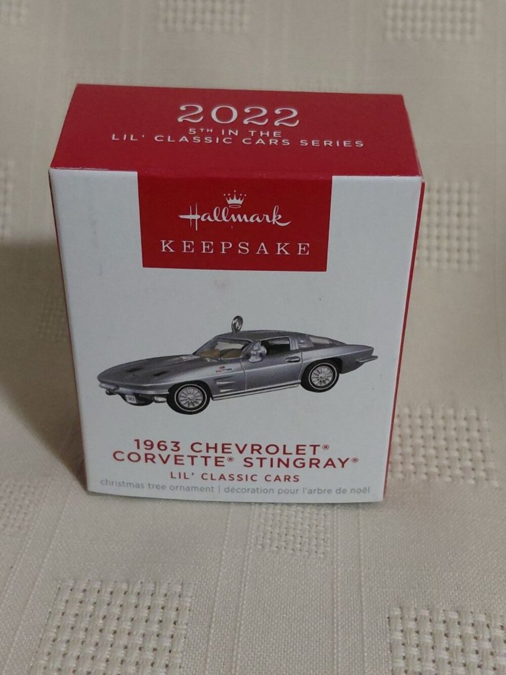 1963 Chevrolet Corvette Stingray Hallmark Ornament Lil Classic Cars Series NOB